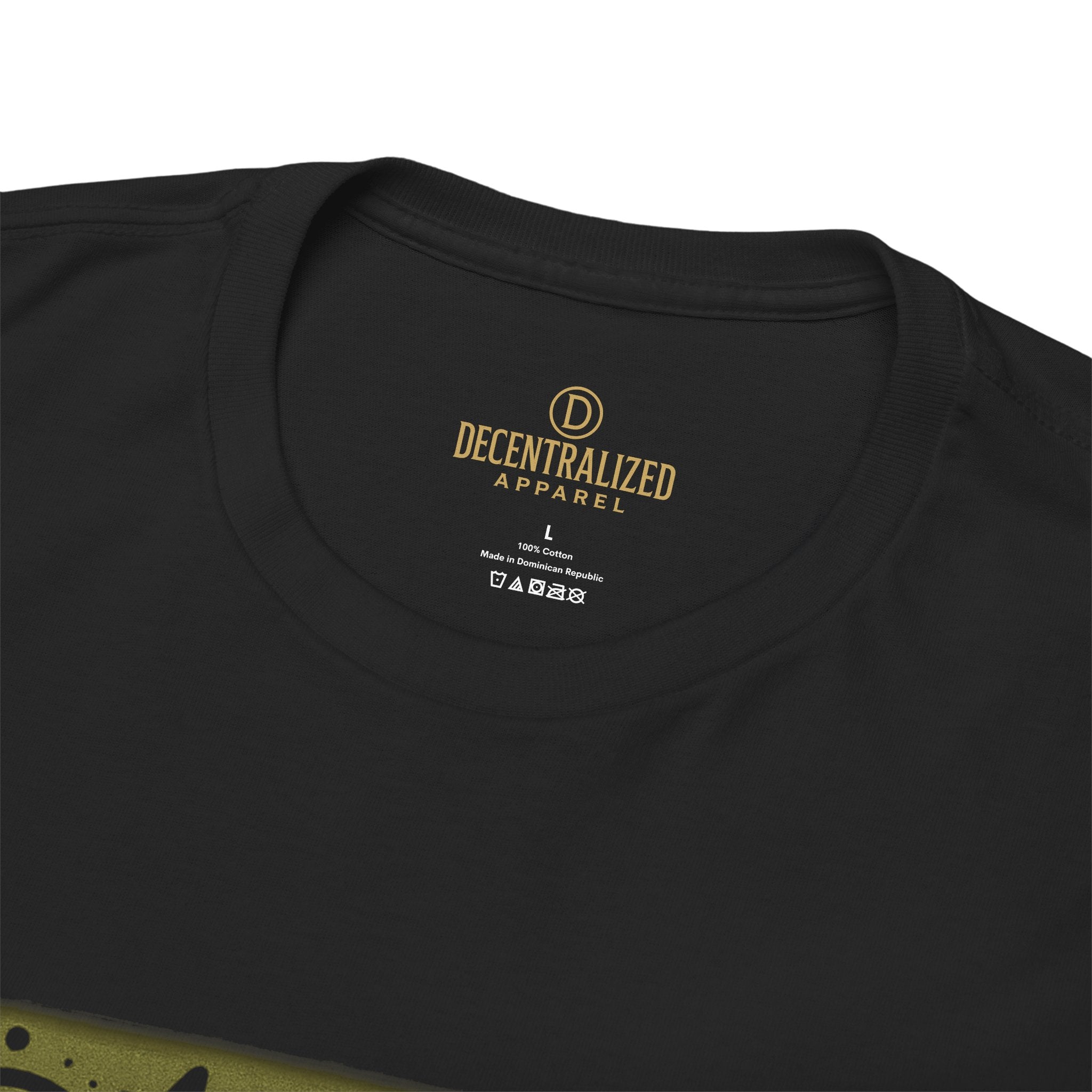 T-Shirt — XRP Hold The Line Crypto Graphic Tee