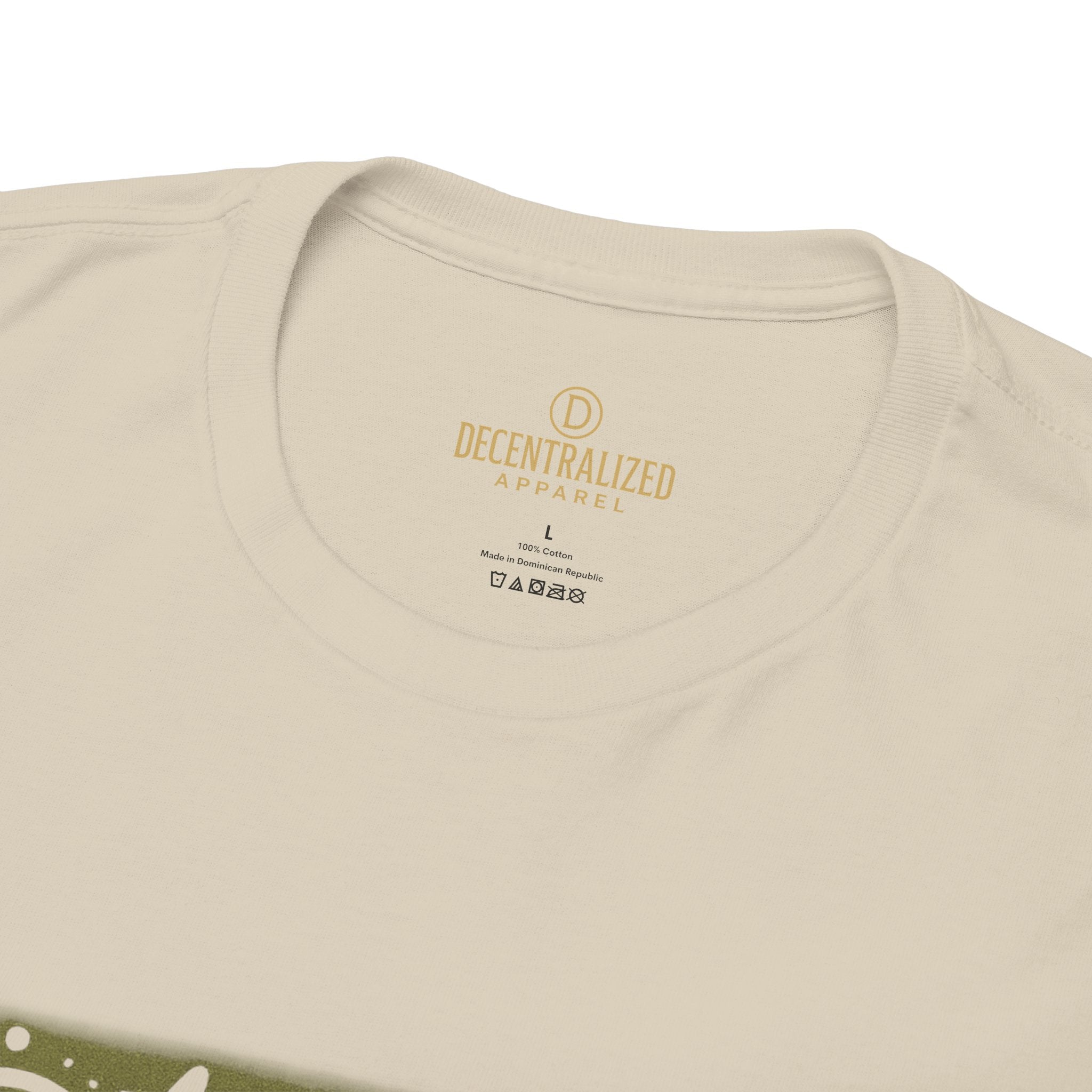 T-Shirt — XRP Hold The Line Crypto Graphic Tee