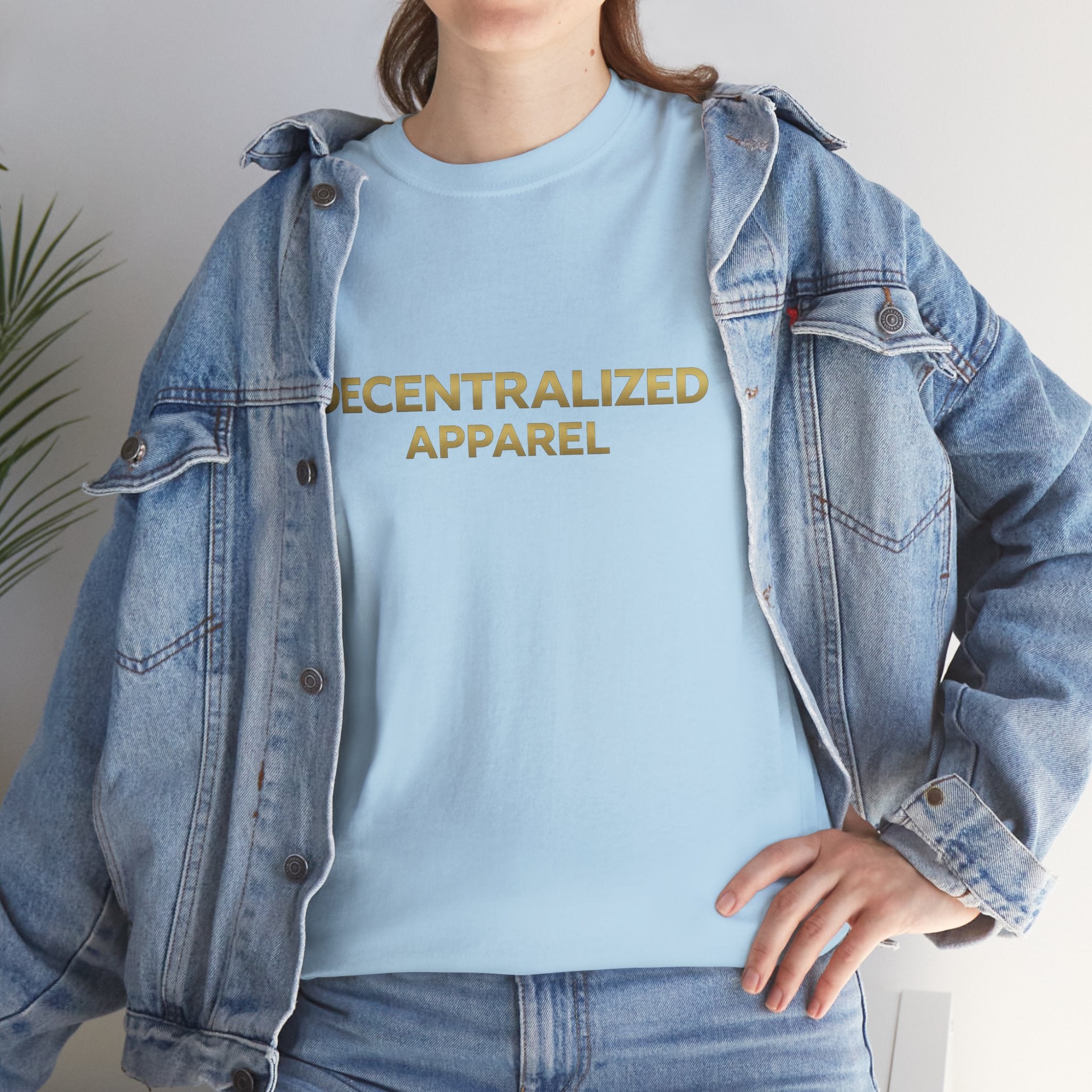 Decentralized Apparel T‑Shirt — Minimal Gold Logo Tee