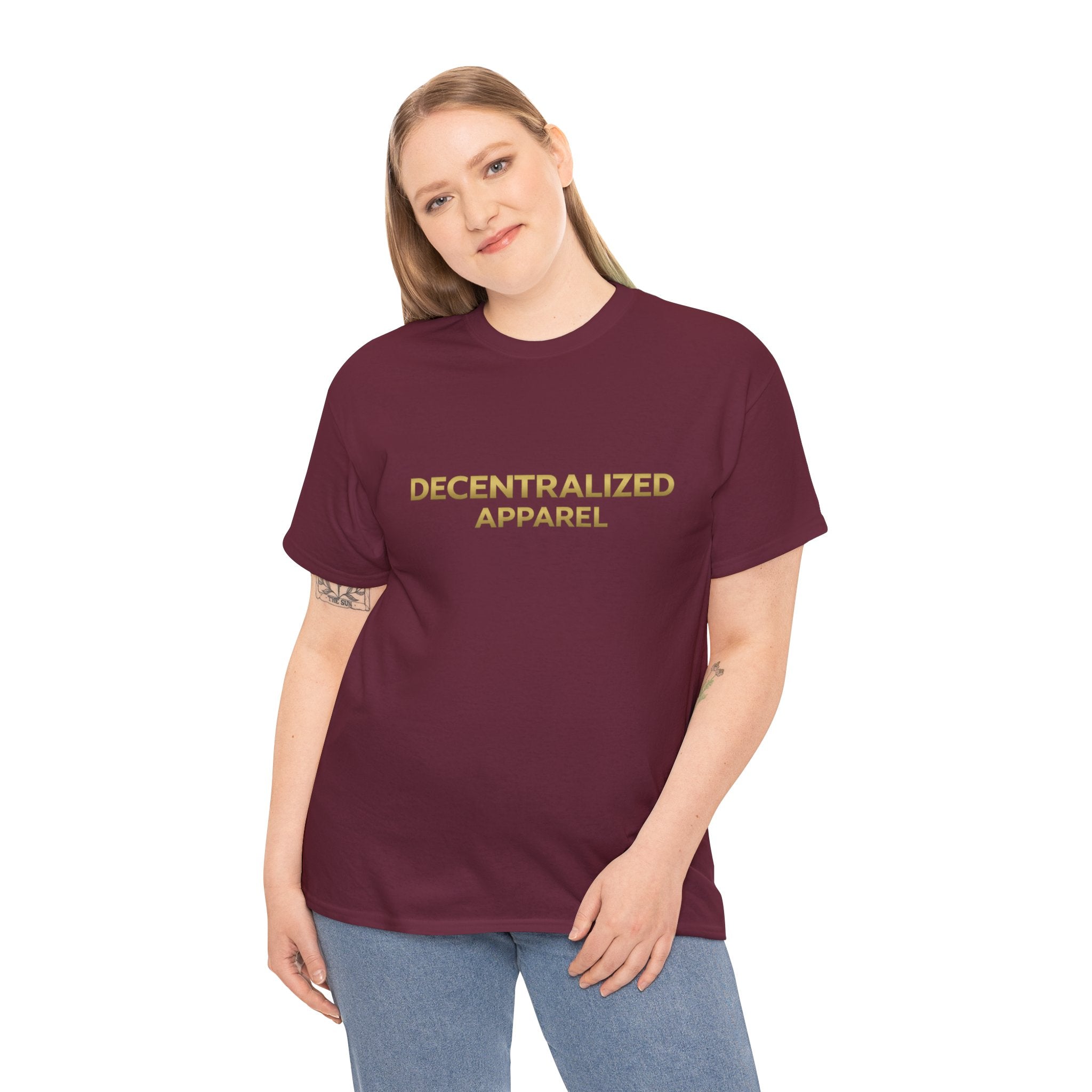 Decentralized Apparel T‑Shirt — Minimal Gold Logo Tee