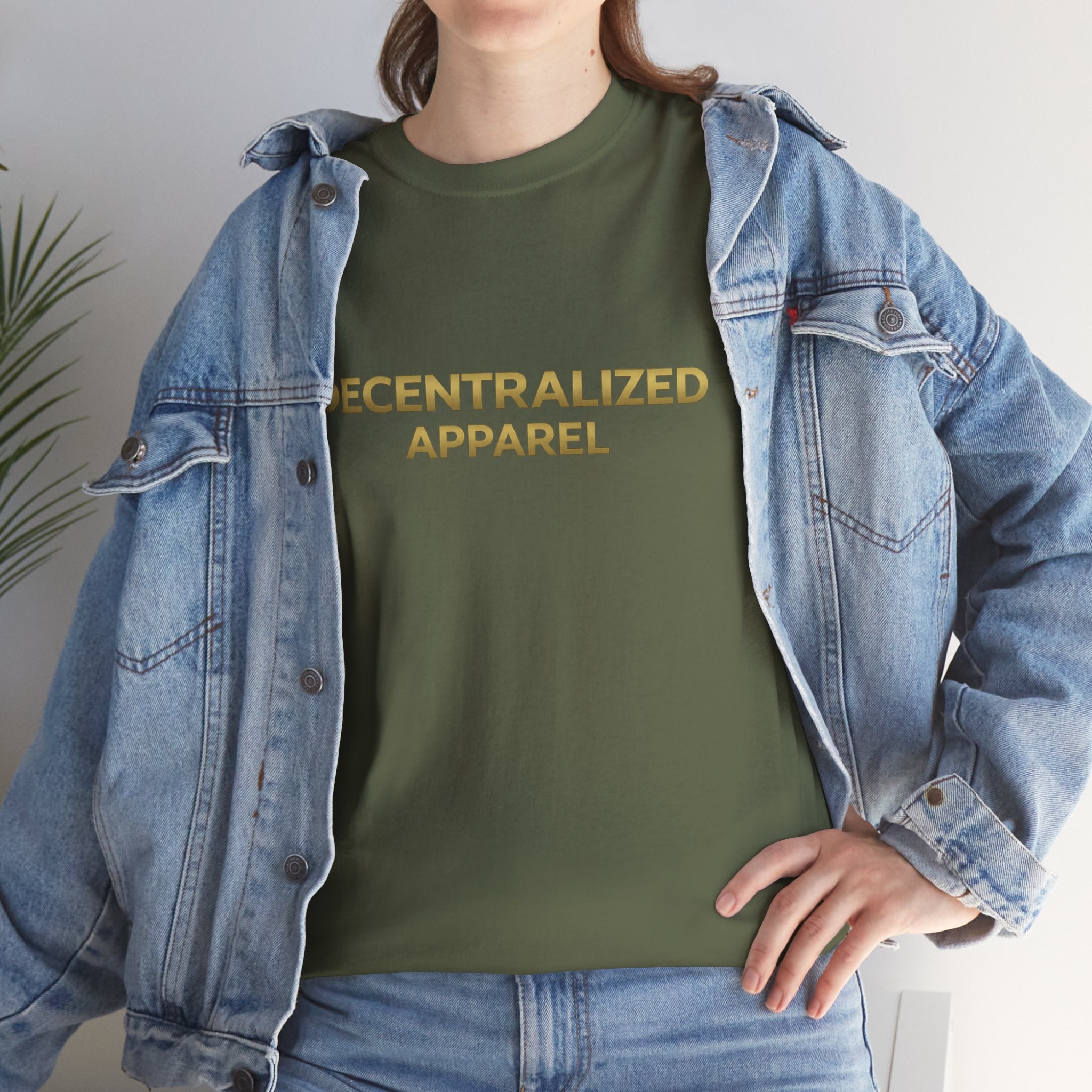 Decentralized Apparel T‑Shirt — Minimal Gold Logo Tee