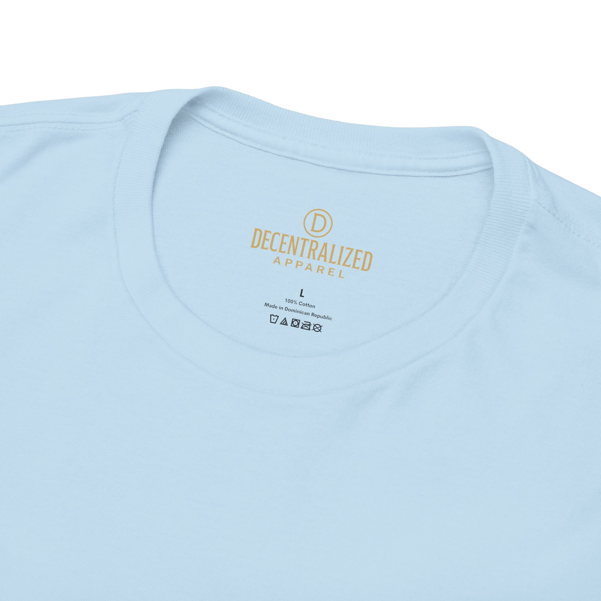 Decentralized Apparel T‑Shirt — Minimal Gold Logo Tee